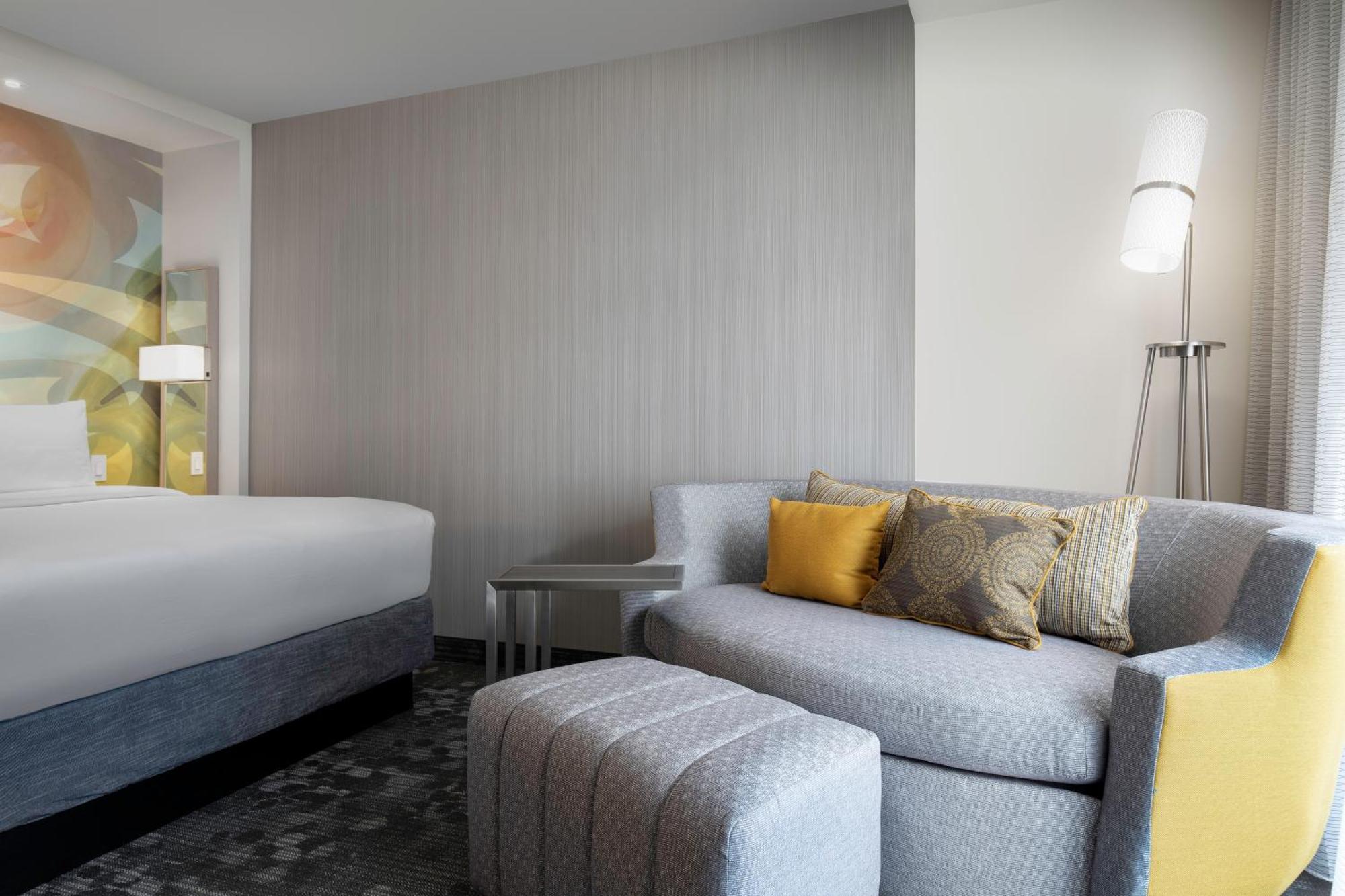 Courtyard By Marriott Nanaimo Hotel Bagian luar foto